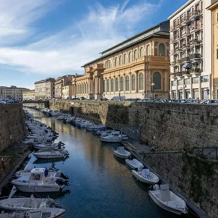 Couette-café Luce Livourne